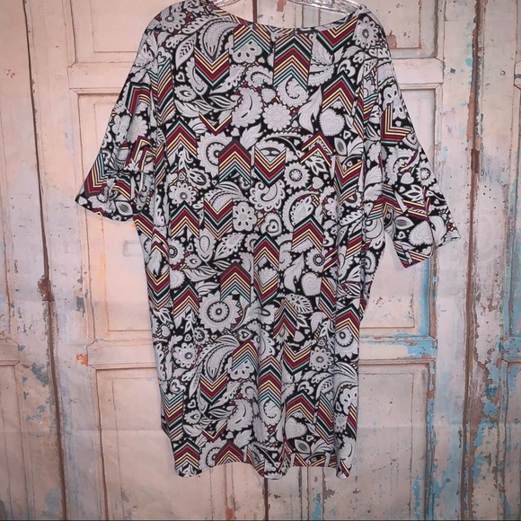LuLaRoe arrow shirt TUNIC size XL EUC - Picture 8 of 10
